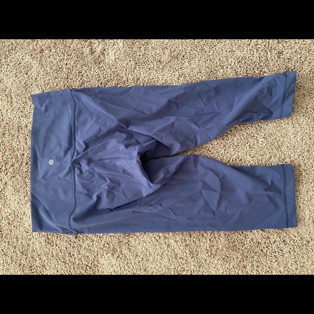 lulu lemon crop leggings
